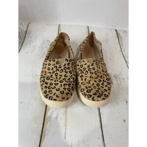 Toms Avalon Cheetah Slip On- Size 6.5 Women/Youth